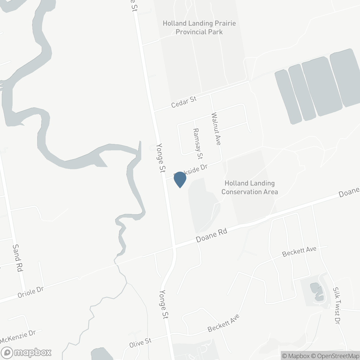 7 PARKSIDE DRIVE, East Gwillimbury, Ontario L9N 1G2